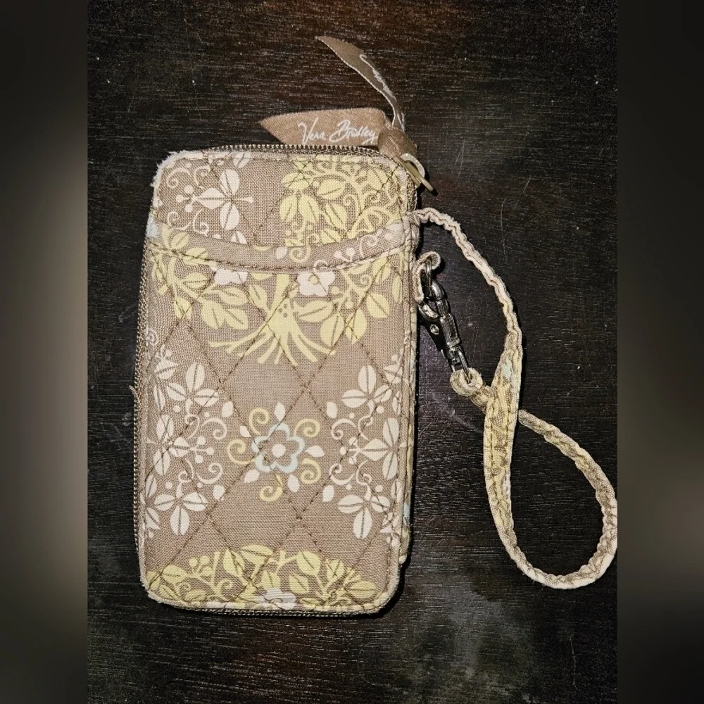 Vera bradley wristlet and purse set